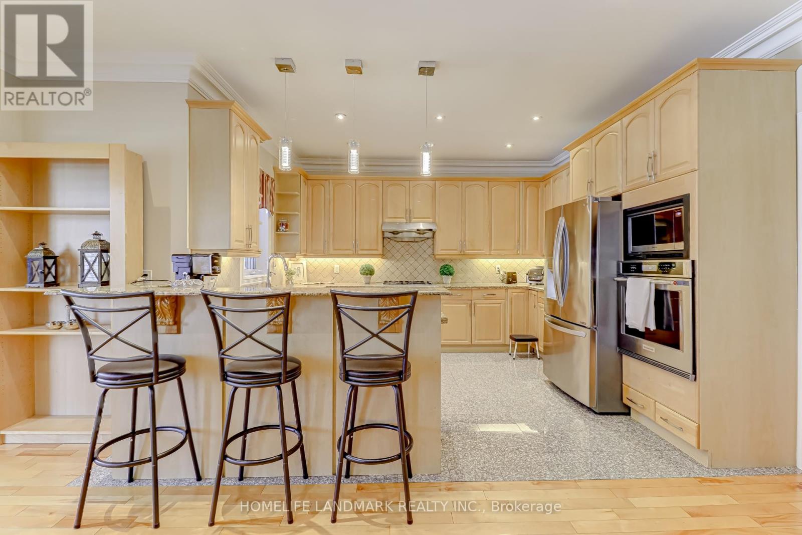 217 Wilfred Avenue, Toronto, Ontario  M2N 5E2 - Photo 9 - C12131537