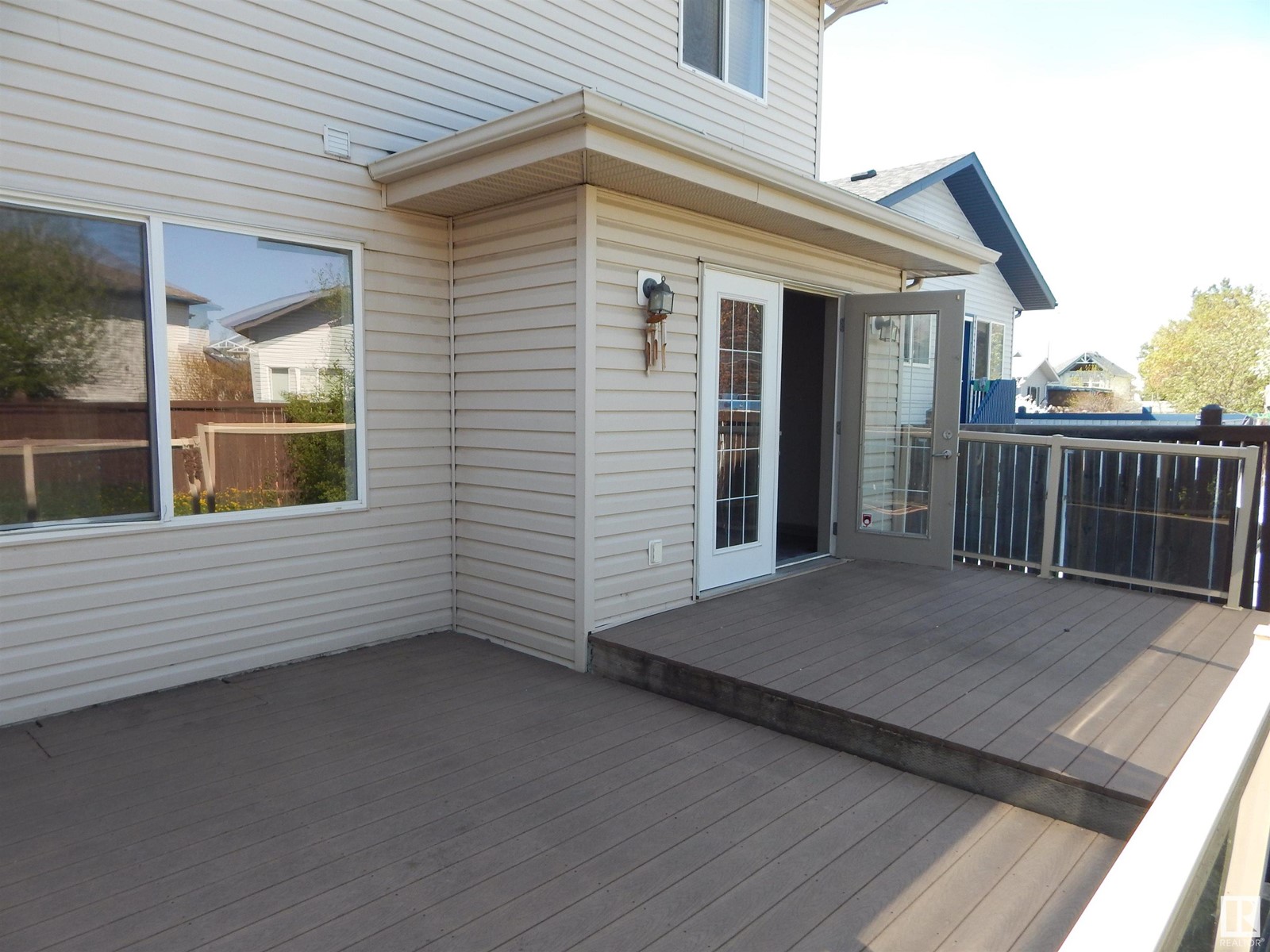 Property at 13812 149 AV NW image 3