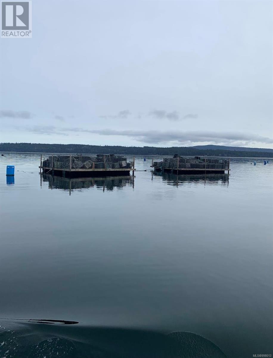 1804 Mud Bay, Fanny Bay, British Columbia  V0V 0V0 - Photo 2 - 998013