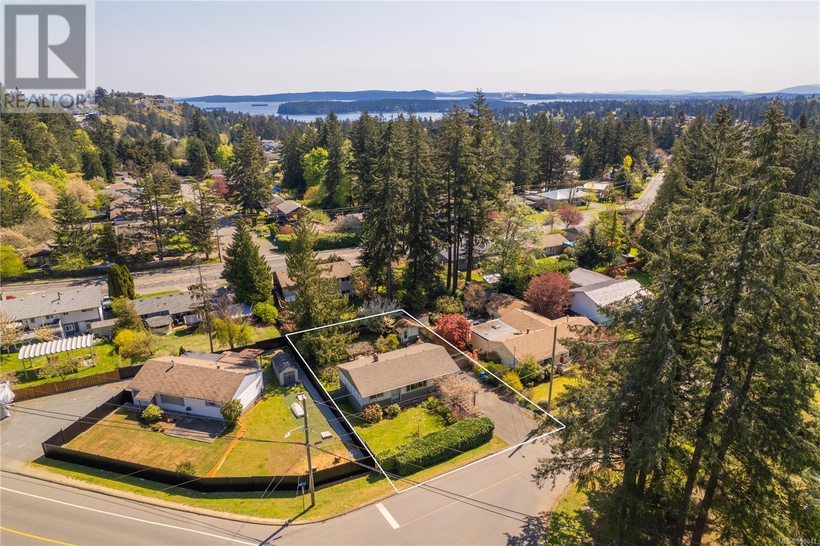 594 Ruby Cres, Nanaimo, British Columbia  V9R 2P9 - Photo 4 - 998011