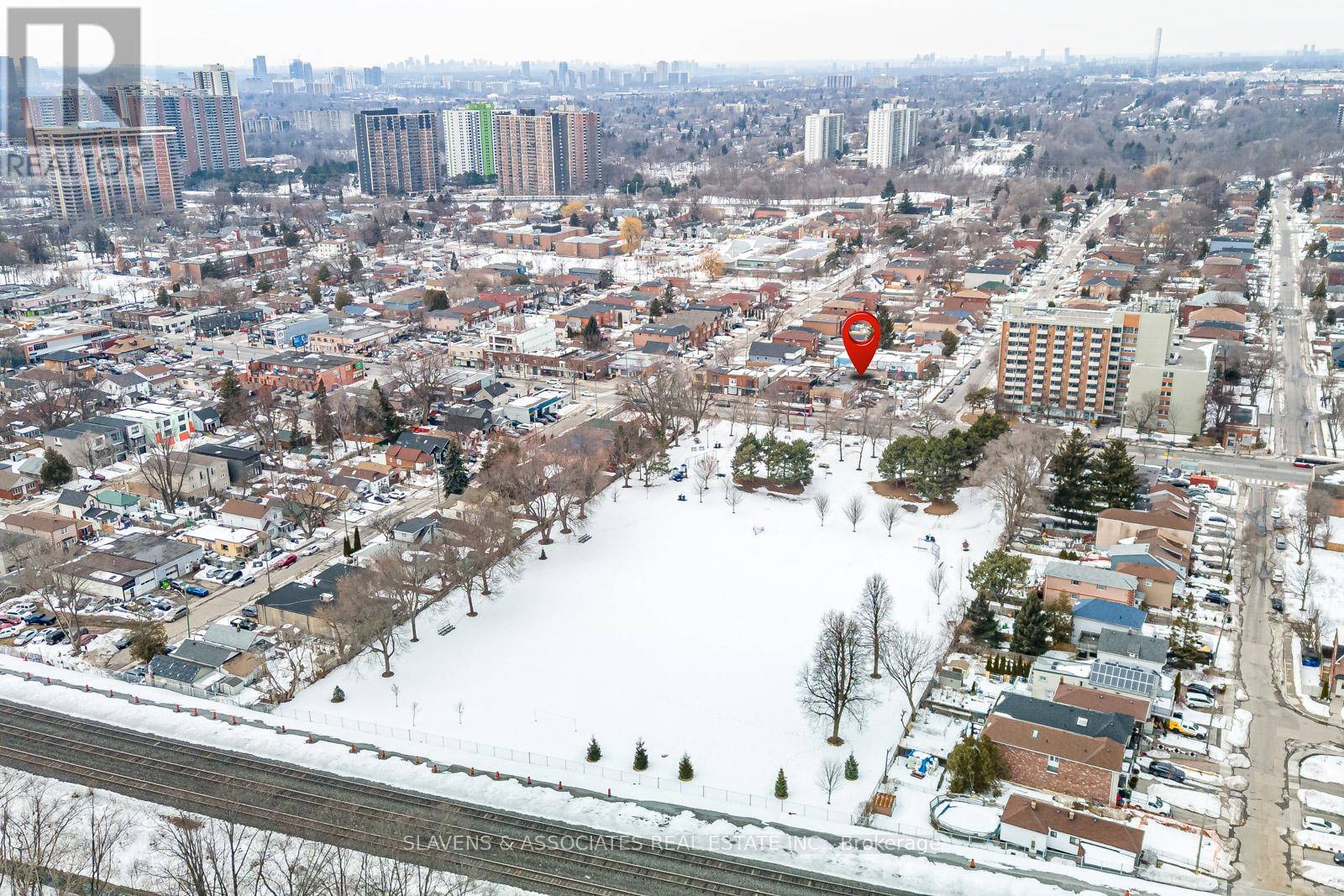 3312 Danforth Avenue, Toronto, Ontario  M1L 1C4 - Photo 21 - E12131446