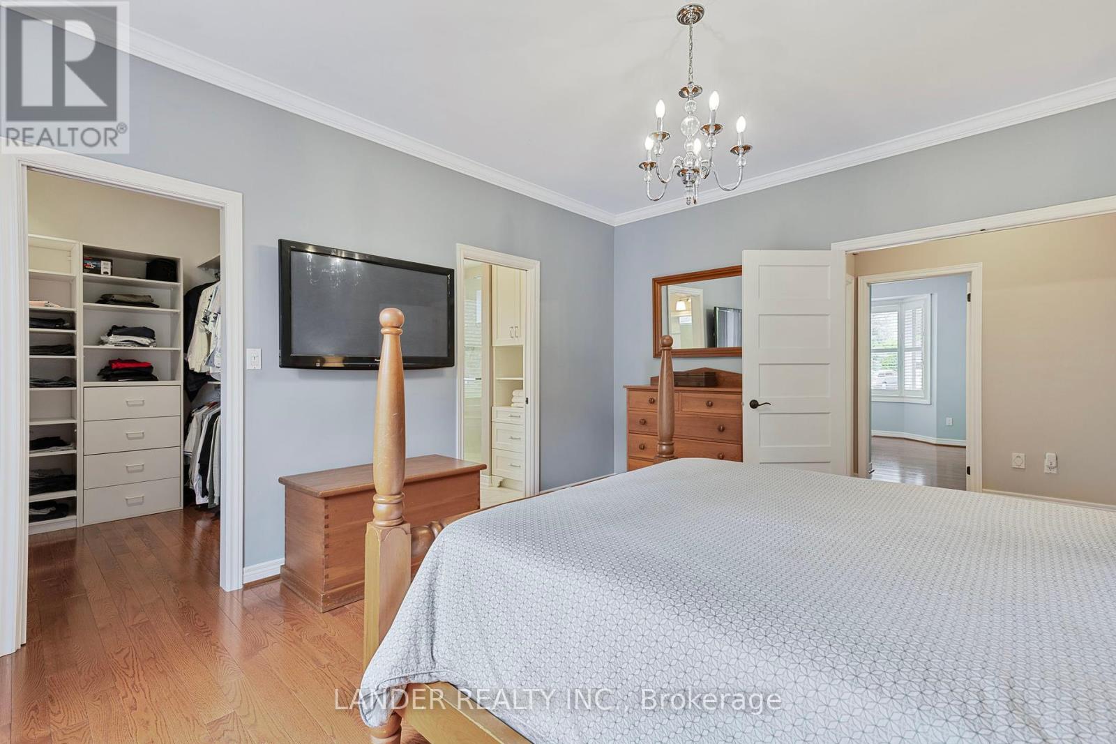100 Colonel Wayling Boulevard, East Gwillimbury, Ontario  L0G 1V0 - Photo 18 - N12131395