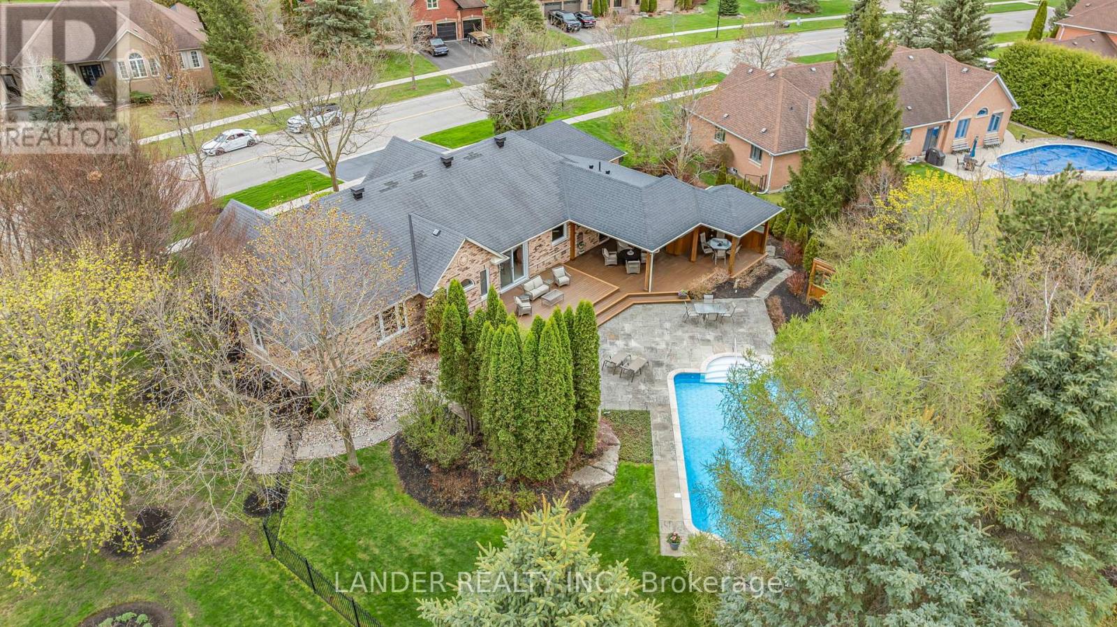 100 Colonel Wayling Boulevard, East Gwillimbury, Ontario  L0G 1V0 - Photo 45 - N12131395