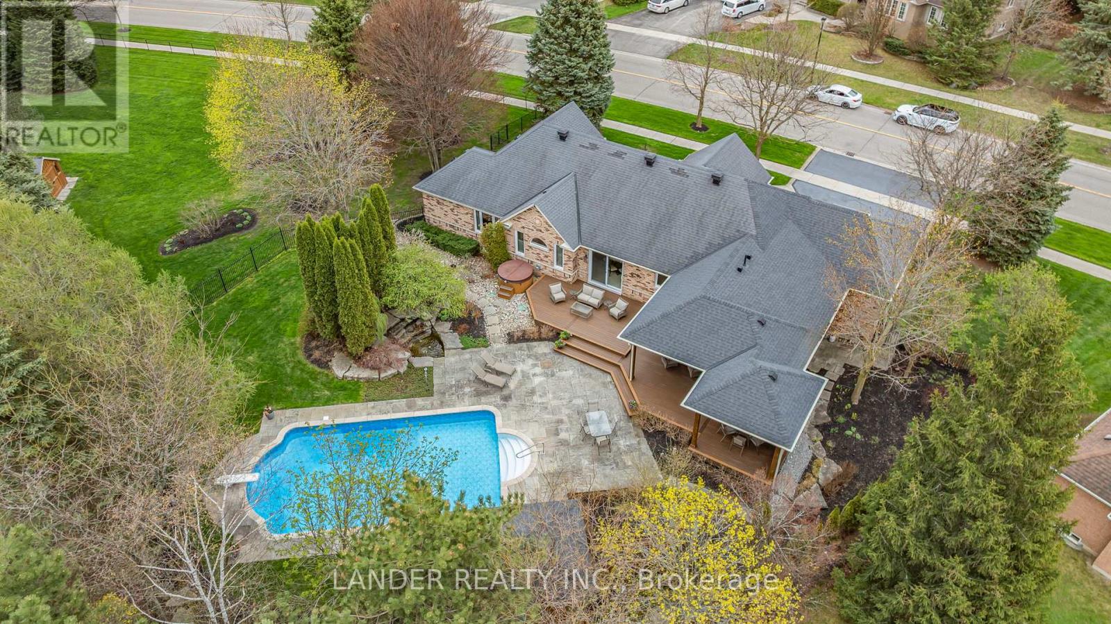 100 Colonel Wayling Boulevard, East Gwillimbury, Ontario  L0G 1V0 - Photo 46 - N12131395