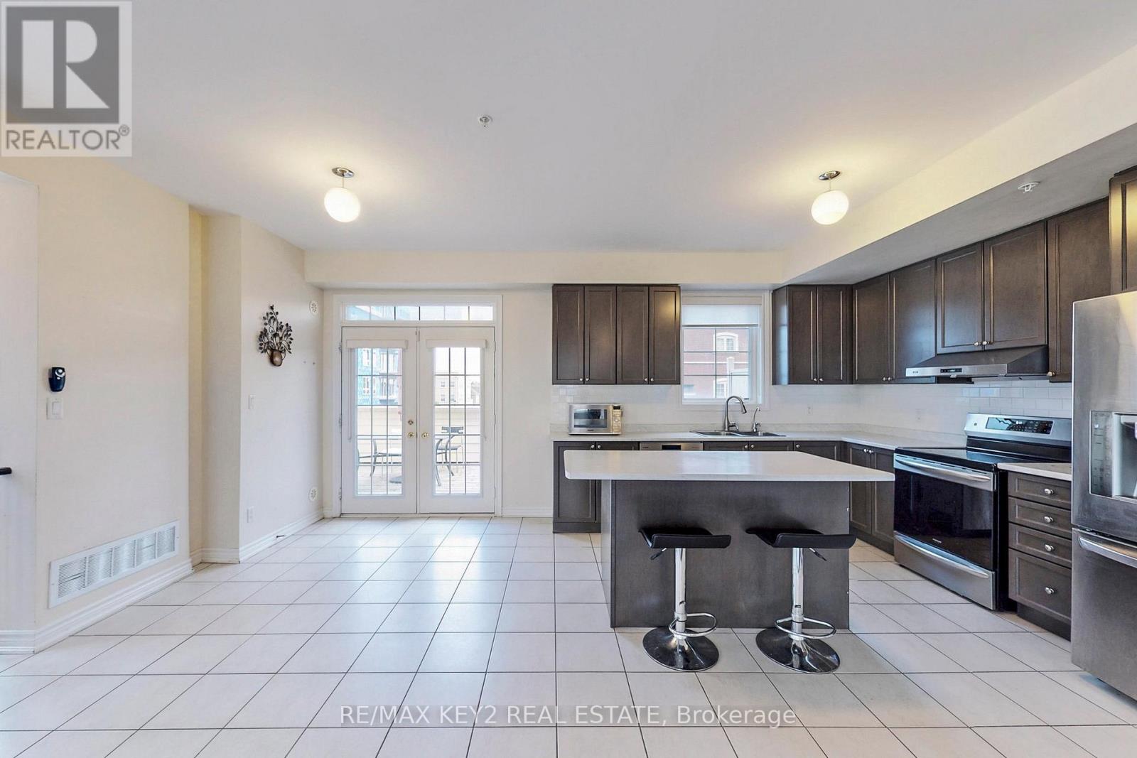 79 Cathedral High Street, Markham (Cathedraltown), Ontario  L6C 0P1 - Photo 12 - N12131429