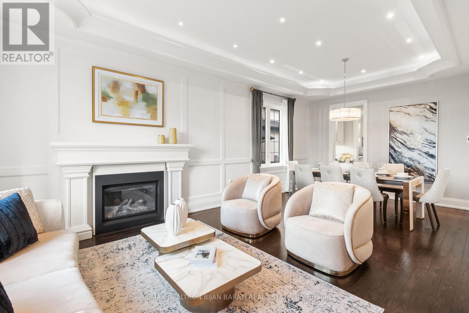 Property at 61 MEADOWVIEW AVENUE image 3