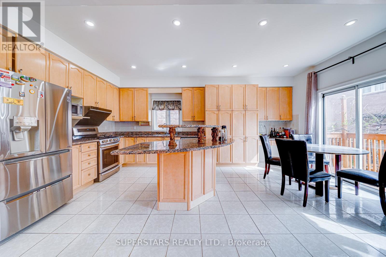 207 Frank Endean Road, Richmond Hill, Ontario  L4S 1S3 - Photo 12 - N12131518