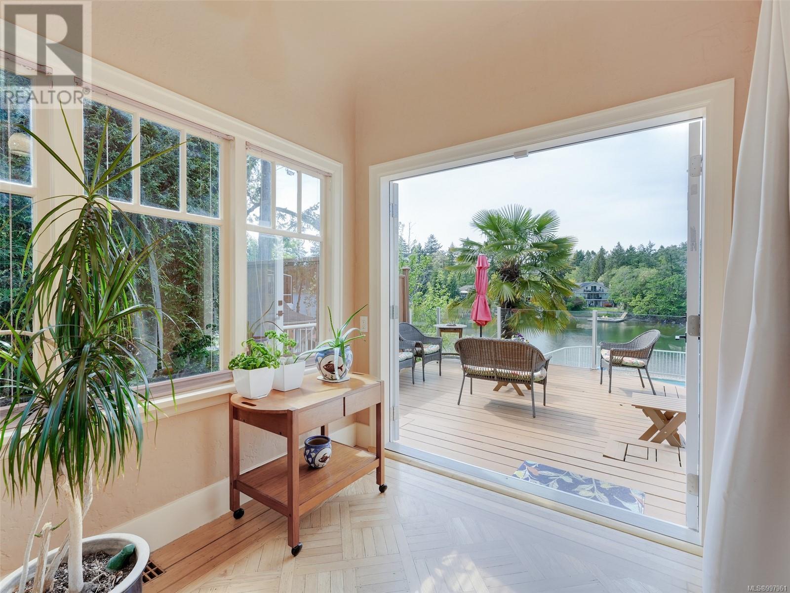2886 Glenwood Ave, Saanich, British Columbia  V9A 2S2 - Photo 13 - 997961