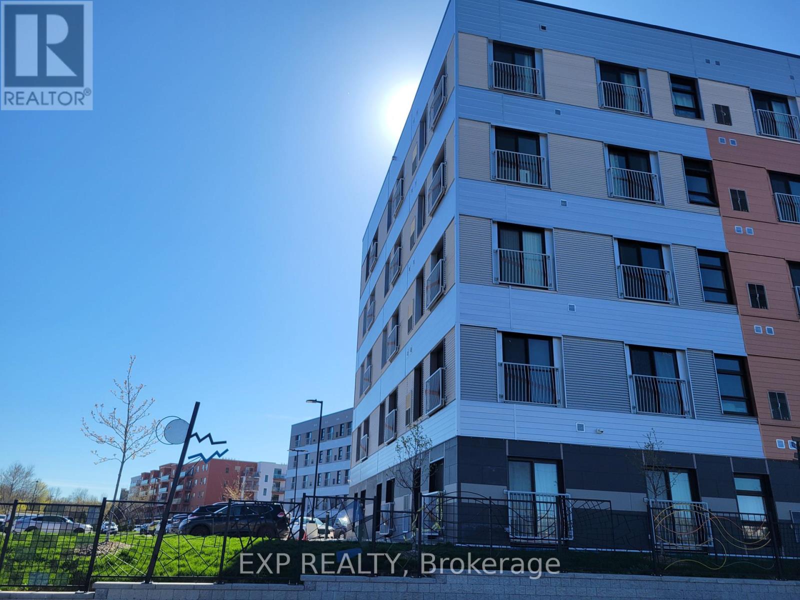 230 - 75 Barrie Road, Orillia, Ontario  L3V 8N5 - Photo 3 - S12019475