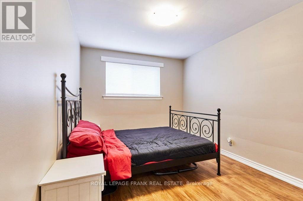 706 Dunlop Street W, Whitby, Ontario  L1N 1V5 - Photo 24 - E12131738