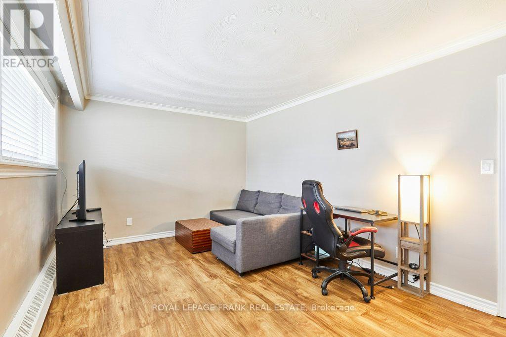 706 Dunlop Street W, Whitby, Ontario  L1N 1V5 - Photo 22 - E12131745