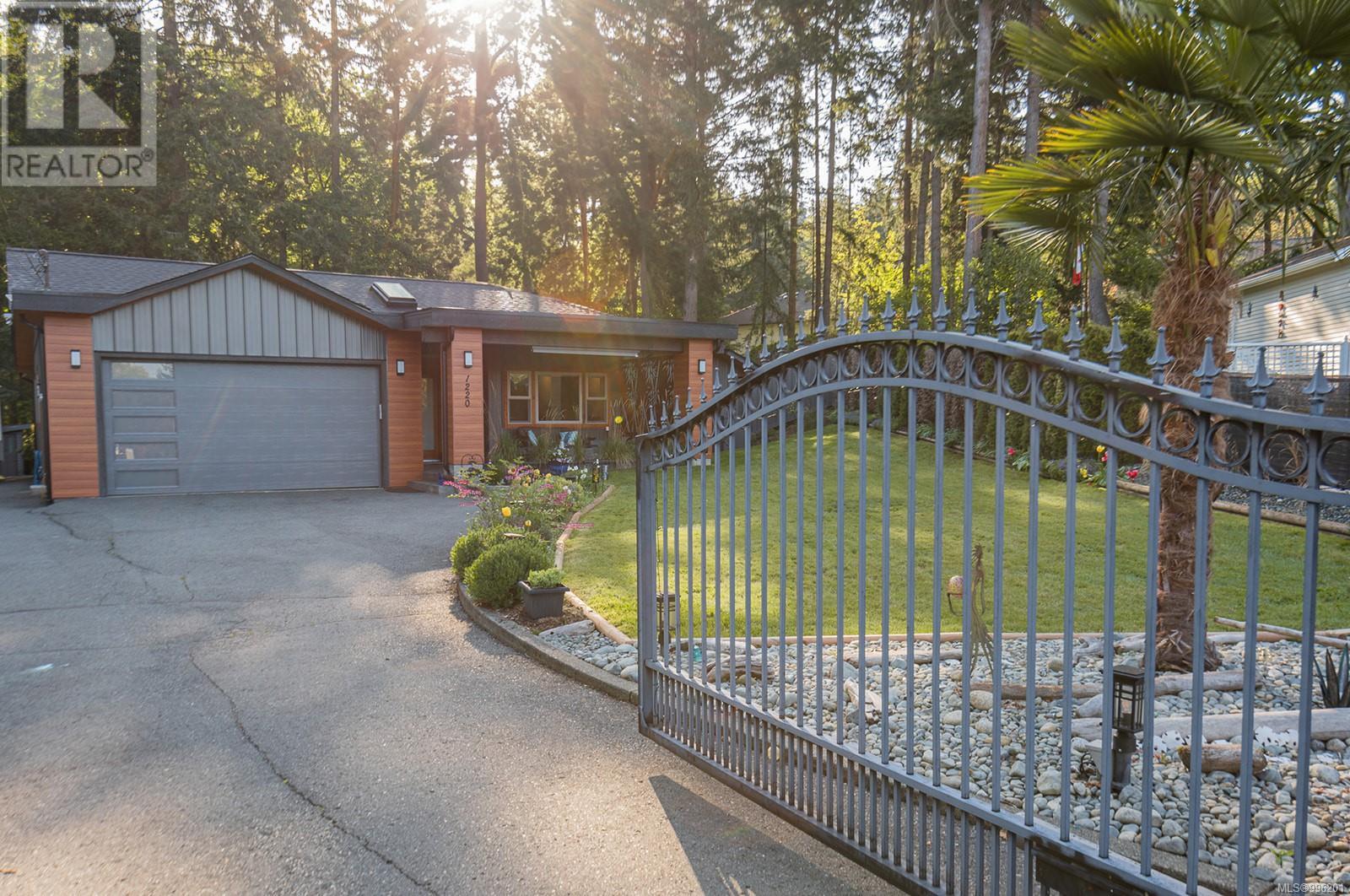 Property at 1220 Margaret Pl image 1
