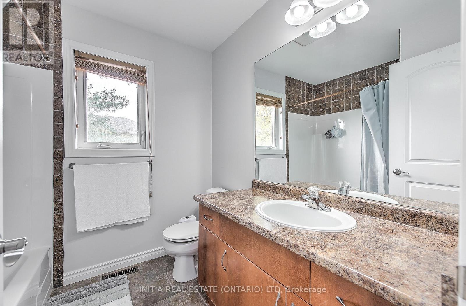 2097 Beaverbrook Avenue, London North, Ontario  N6H 0A9 - Photo 25 - X12131671