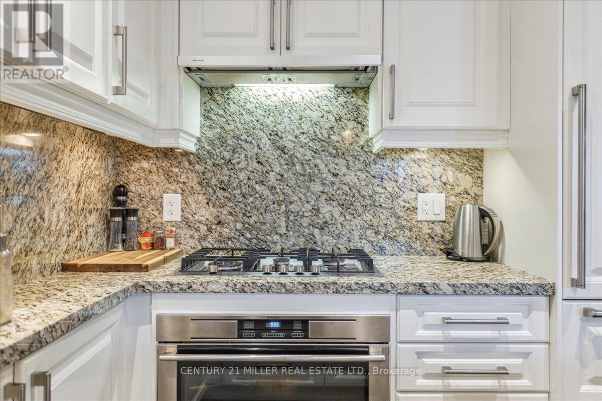 108 - 3500 Lakeshore Road W, Oakville, Ontario  L6L 0B4 - Photo 12 - W12131370