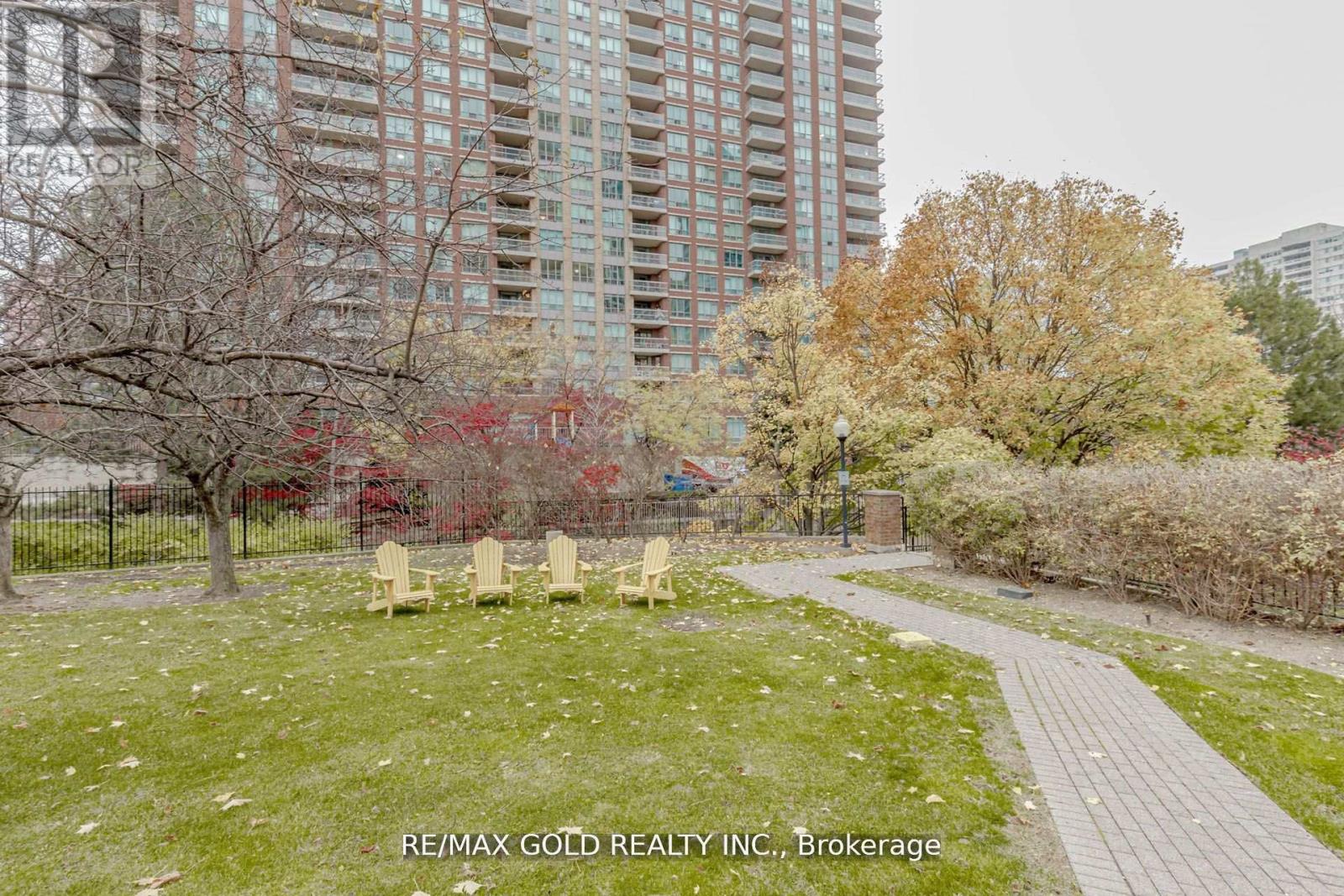 1710 - 55 Elm Drive, Mississauga, Ontario  L5B 3Z3 - Photo 40 - W12131473