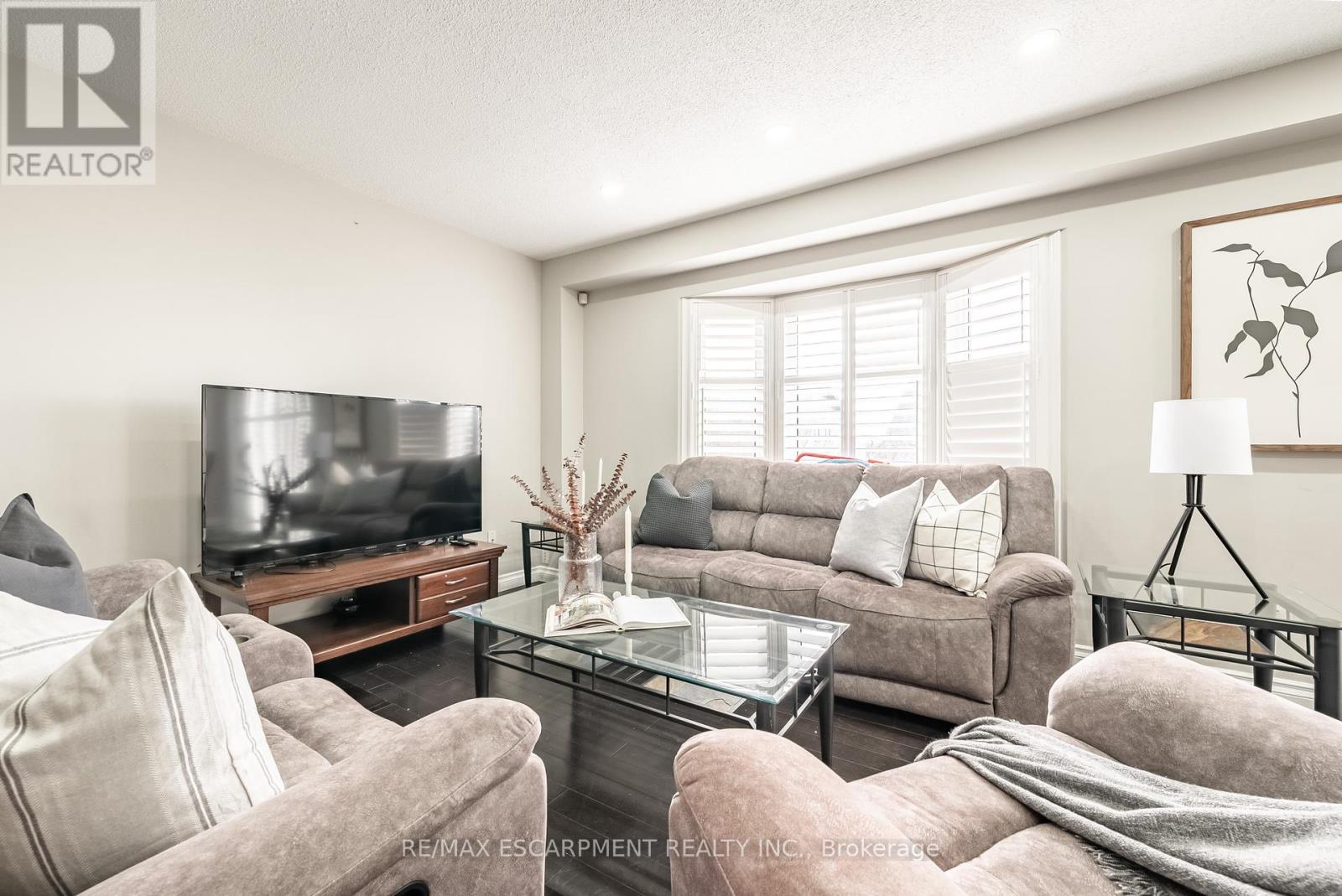 680 Rexford Drive, Hamilton, Ontario  L8W 3G1 - Photo 11 - X12131413