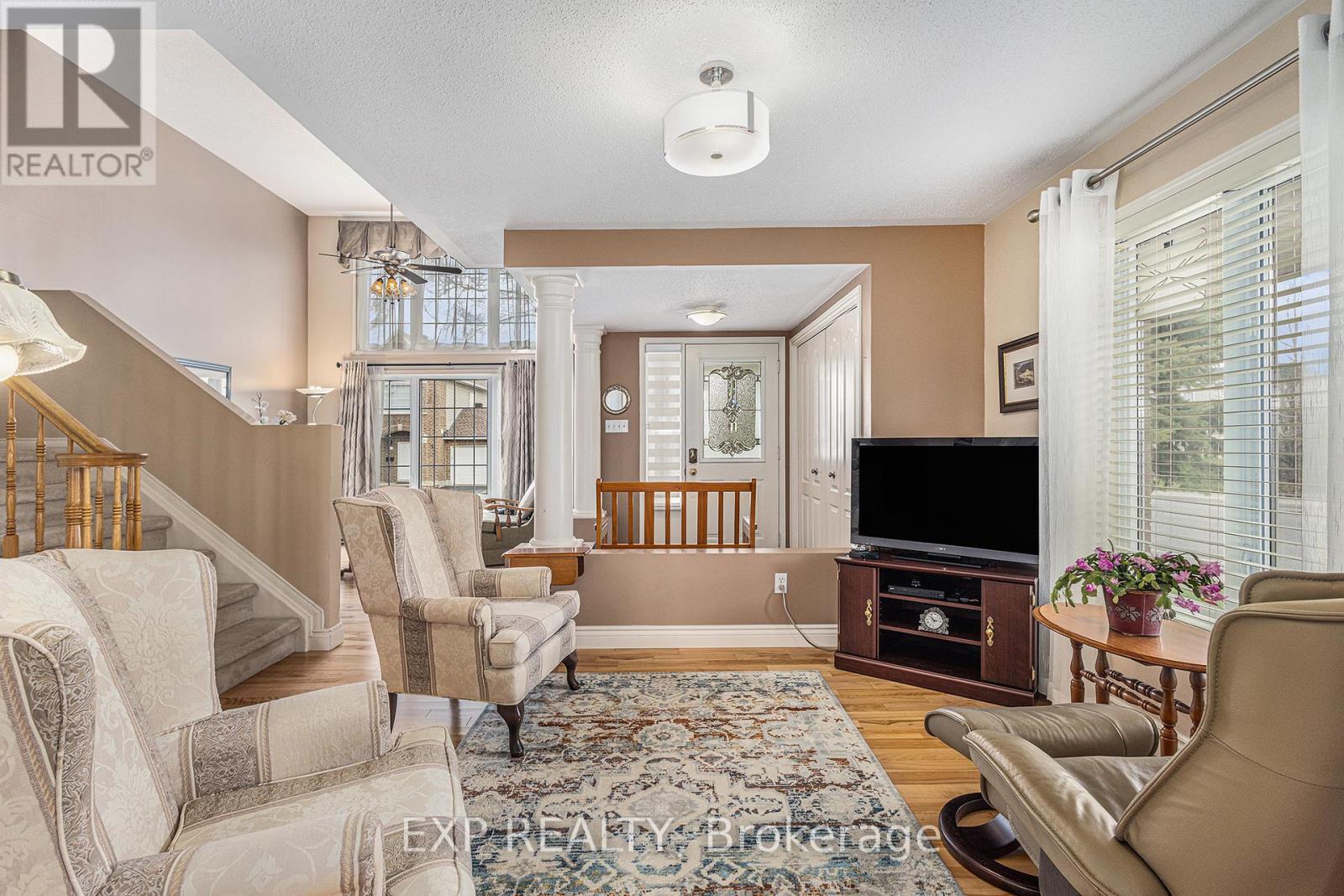 2 Rossan Street, Ottawa, Ontario  K2G 6R6 - Photo 10 - X12131649