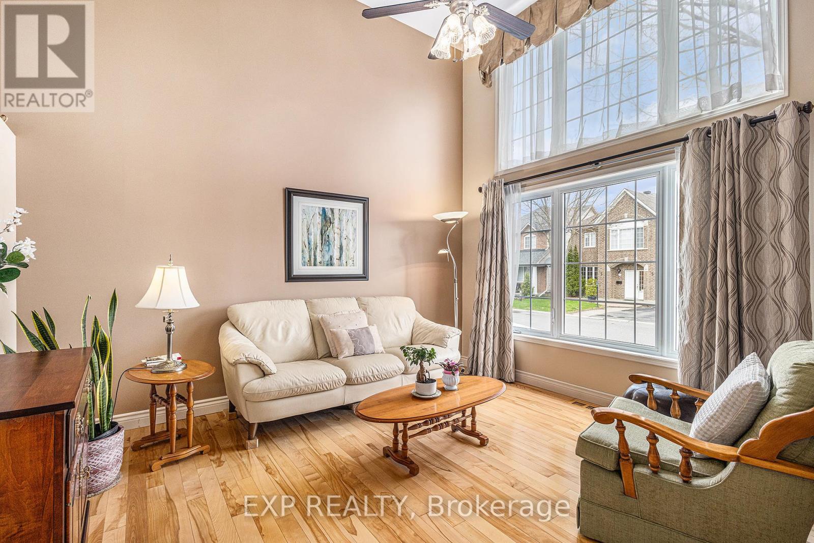 2 Rossan Street, Ottawa, Ontario  K2G 6R6 - Photo 12 - X12131649