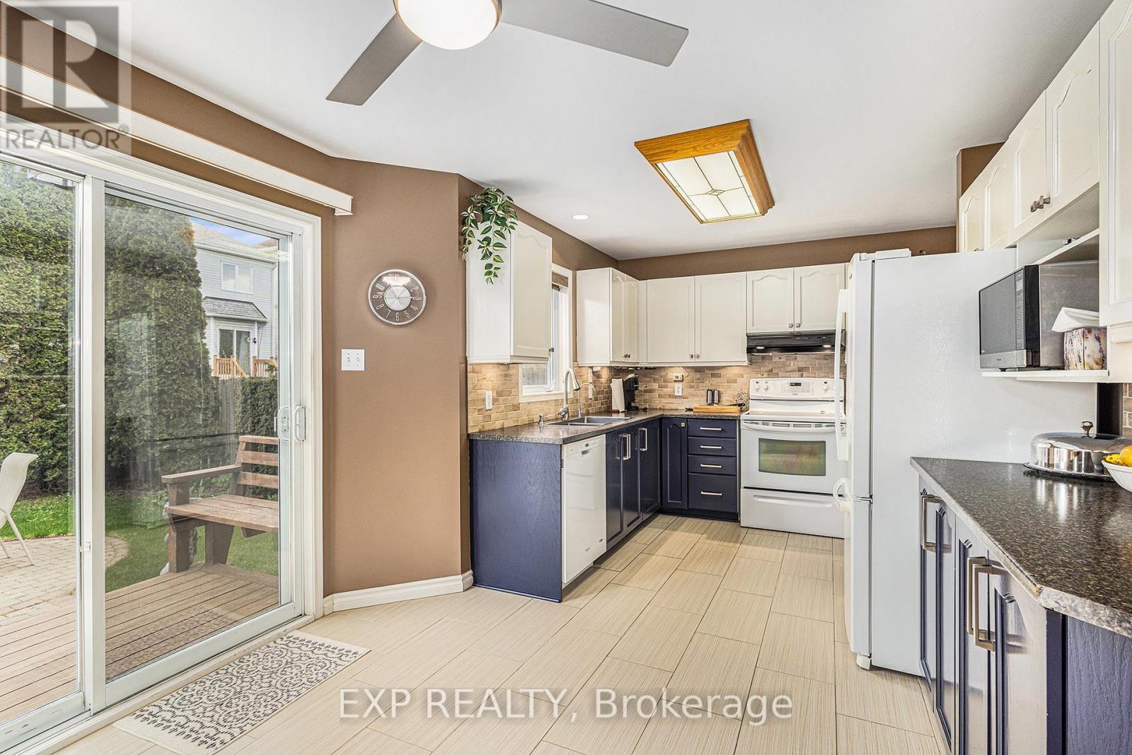 2 Rossan Street, Ottawa, Ontario  K2G 6R6 - Photo 16 - X12131649