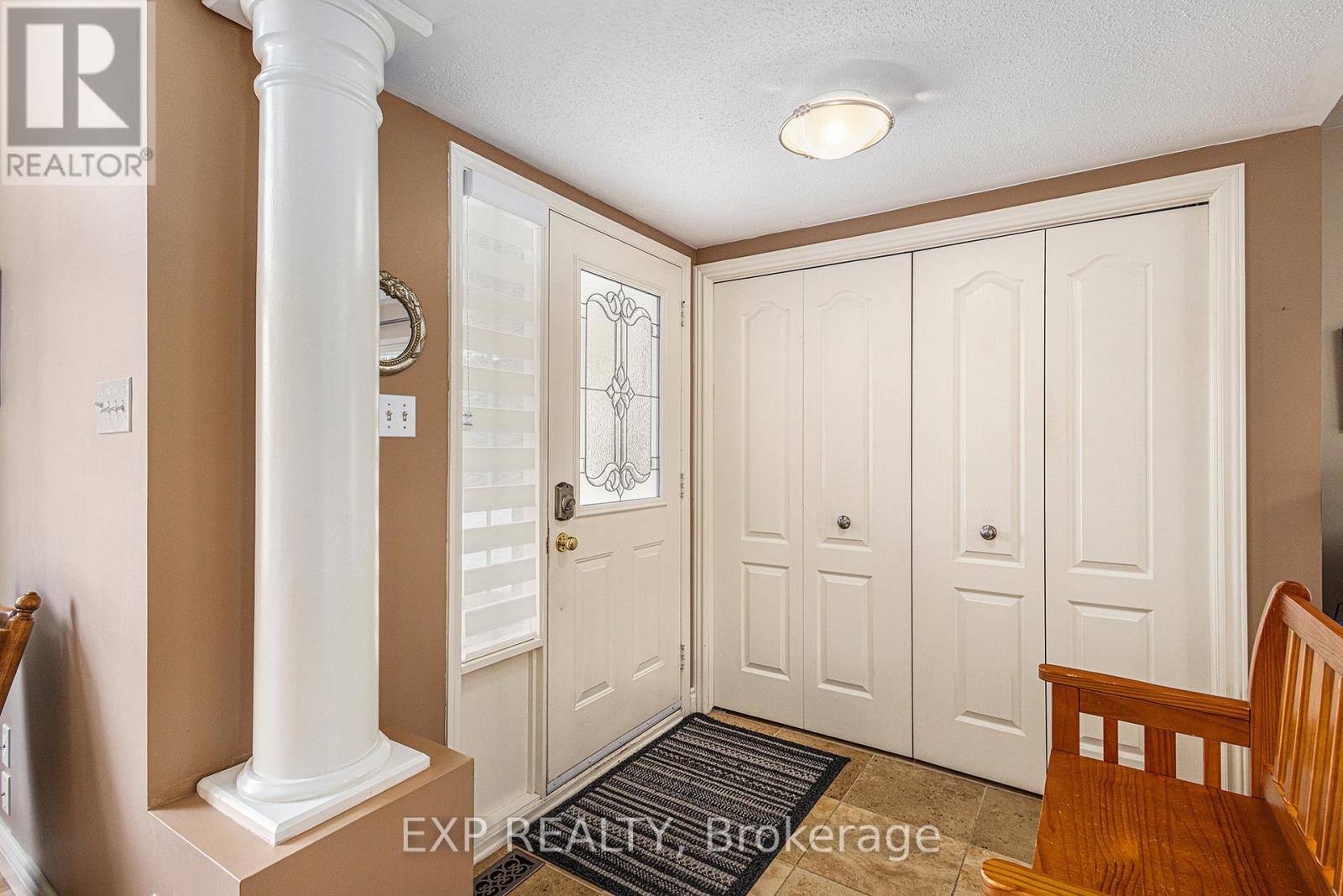 2 Rossan Street, Ottawa, Ontario  K2G 6R6 - Photo 5 - X12131649