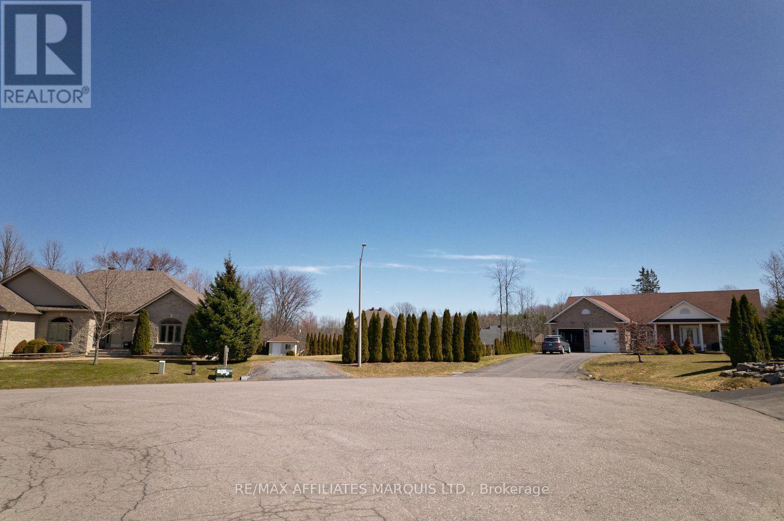 17 Penny Lane, South Stormont, Ontario  K0C 1P0 - Photo 9 - X12131772