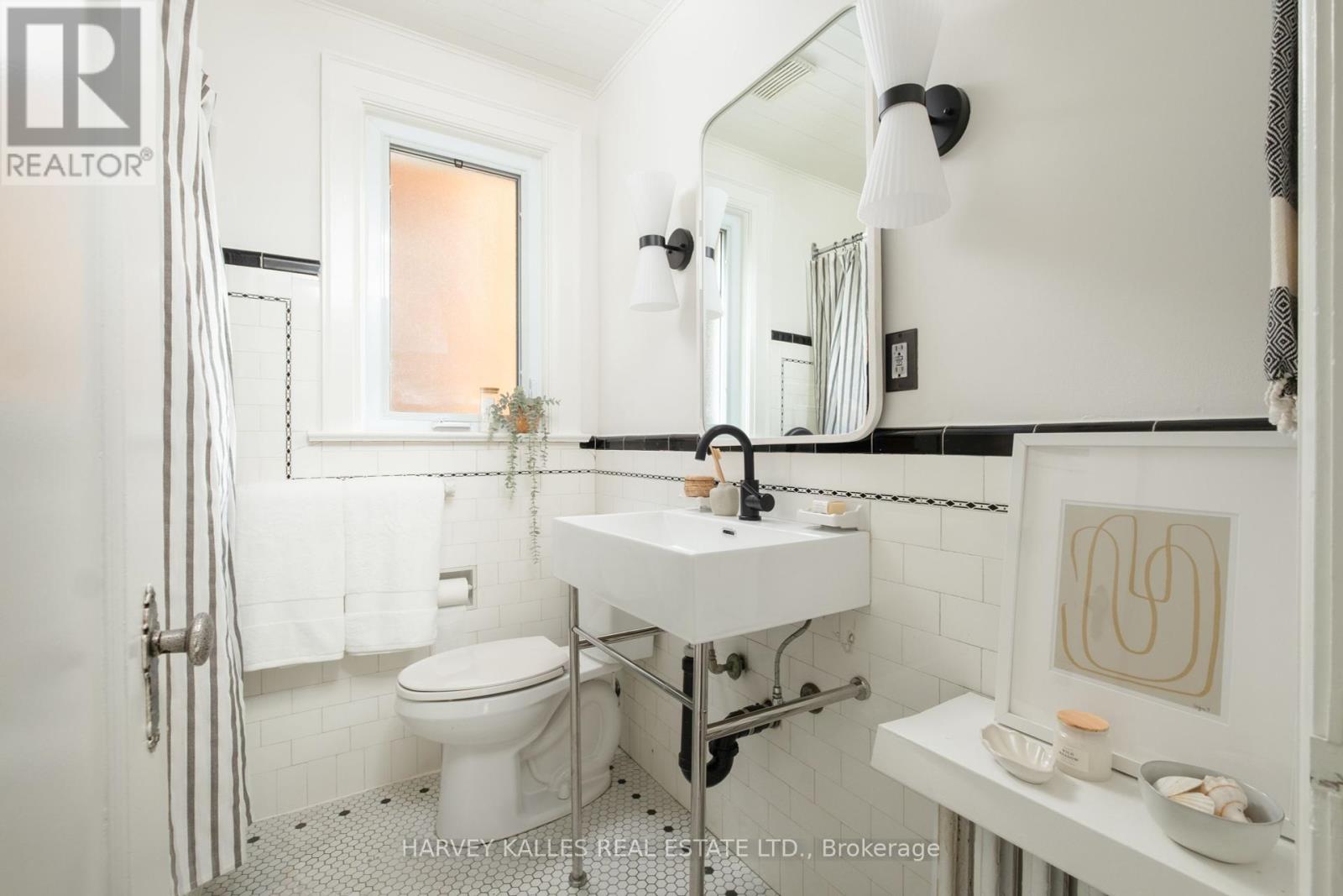 367 Brookdale Avenue, Toronto, Ontario  M5M 1R1 - Photo 19 - C12131547