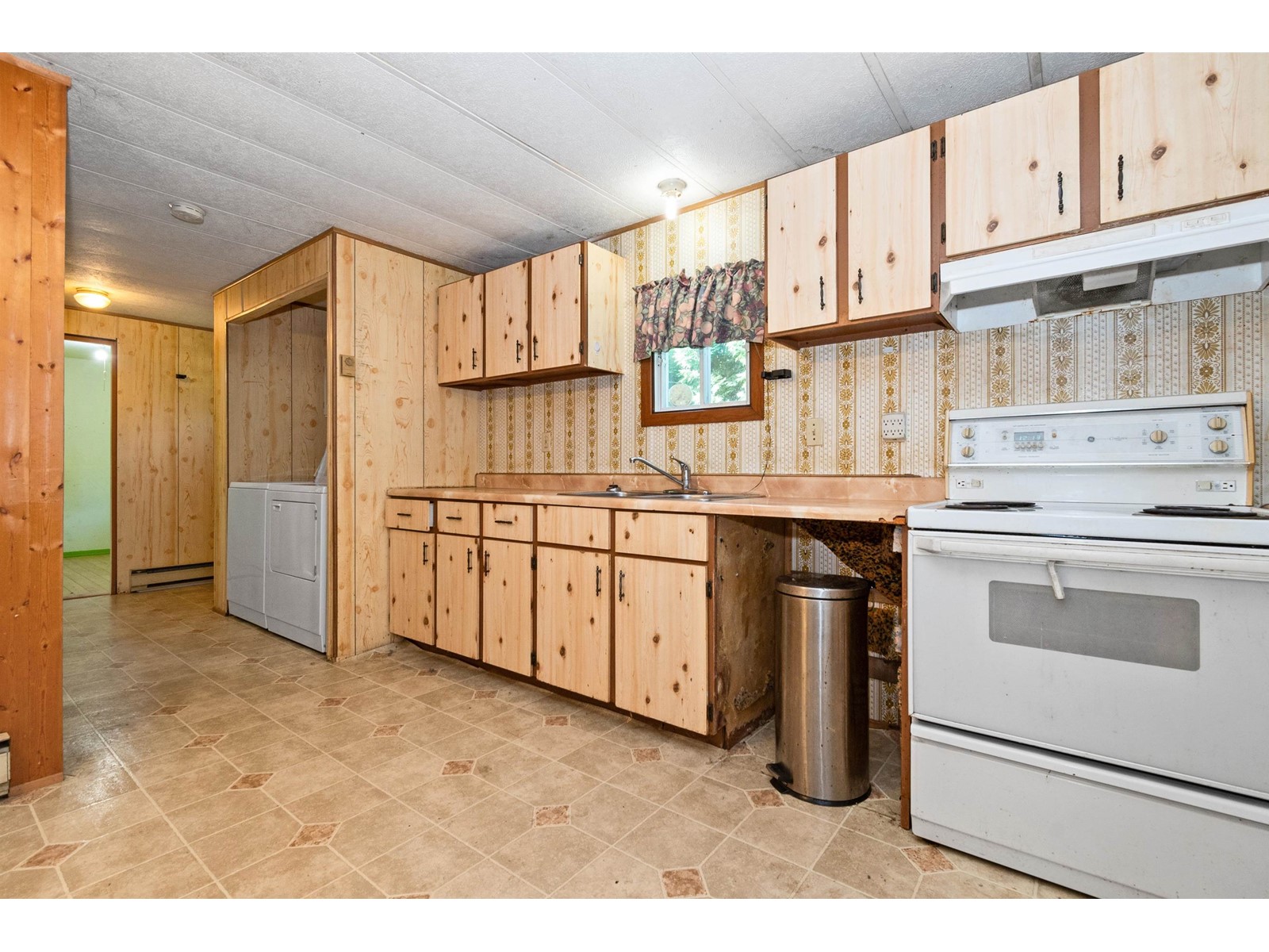 Property at 57 5742 UNSWORTH ROAD image 5