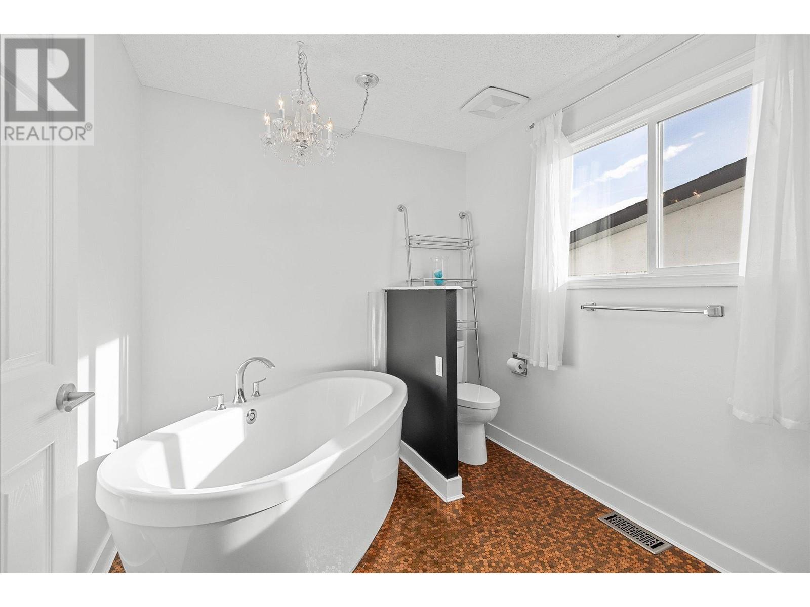 2741 Benedick Road, West Kelowna, British Columbia  V1Z 1V1 - Photo 25 - 10346765