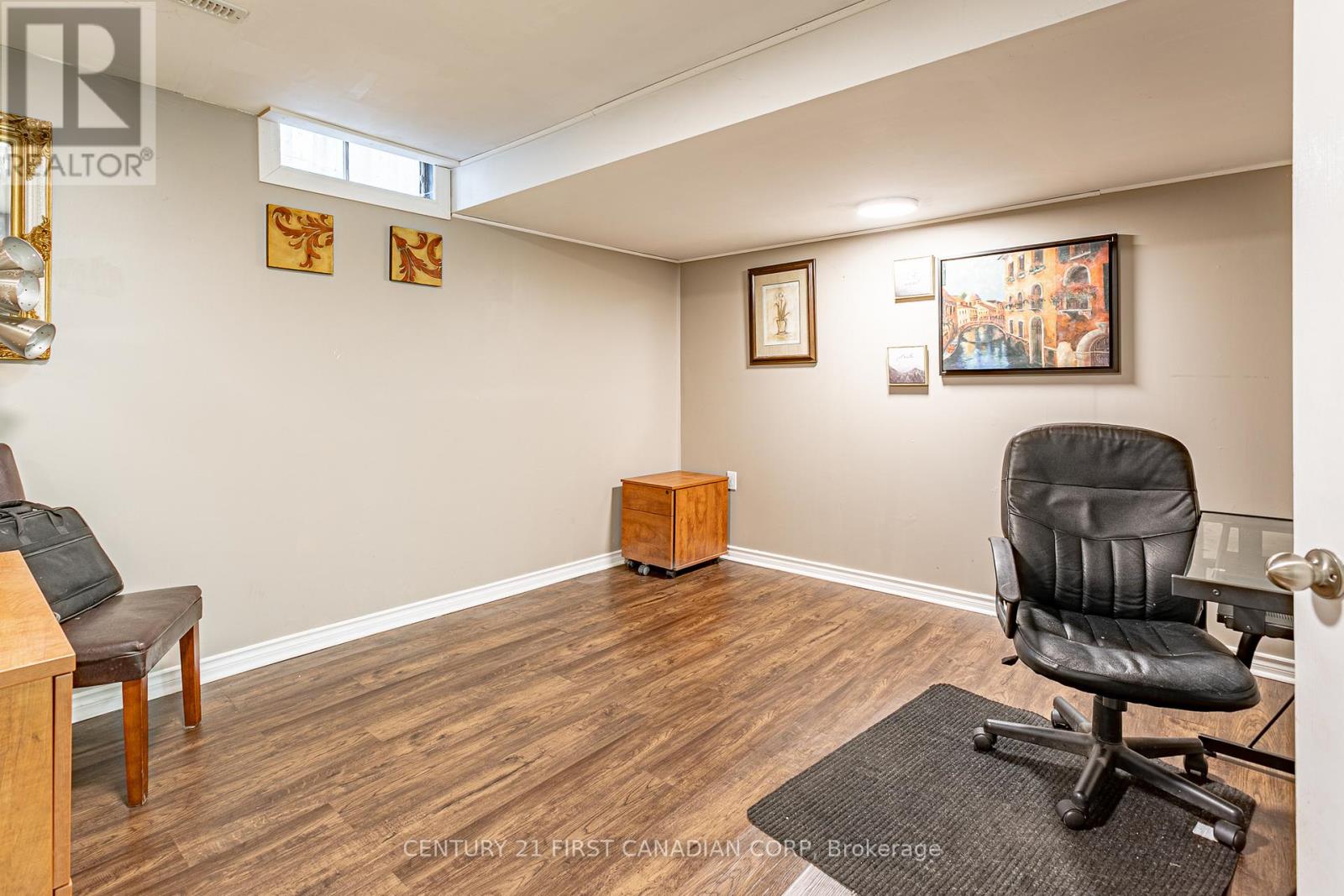 Photo 31 of 39 for 95 Josselyn Drive