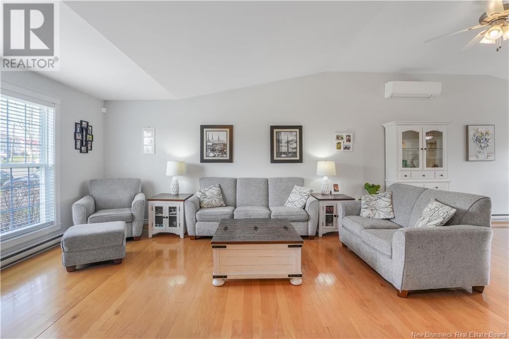 Property at 18 Shayla Court image 4