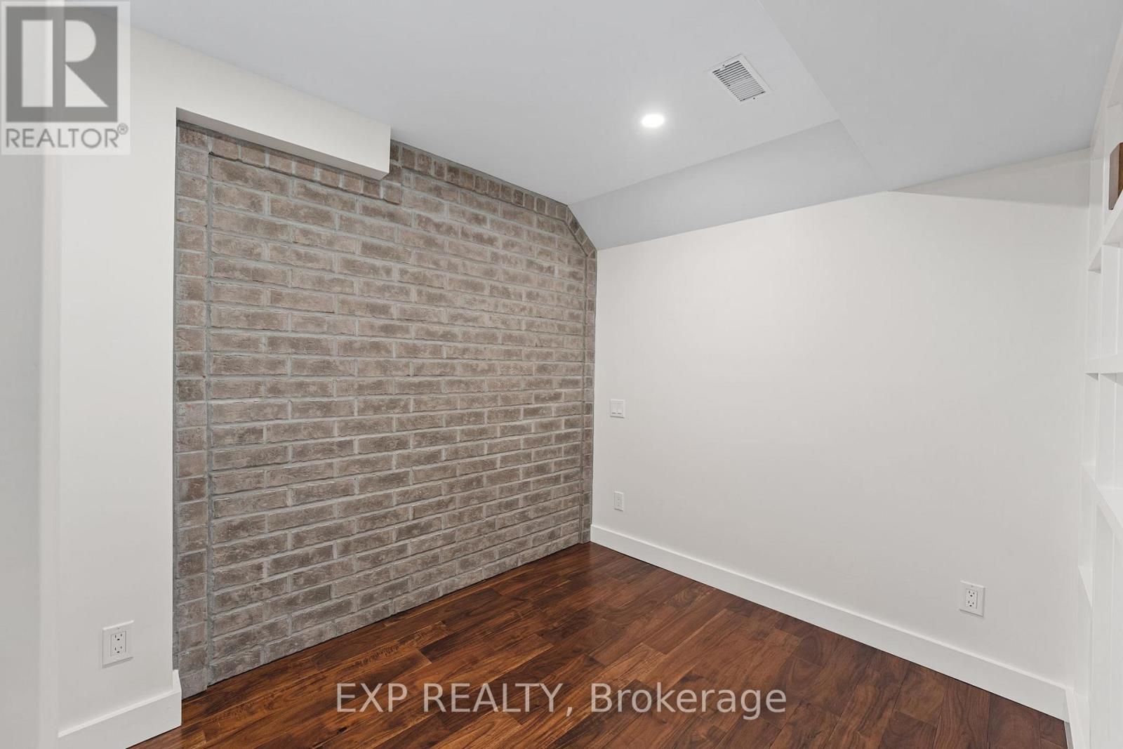 244 Denise Circle, Newmarket, Ontario  L3X 2J9 - Photo 28 - N12131593