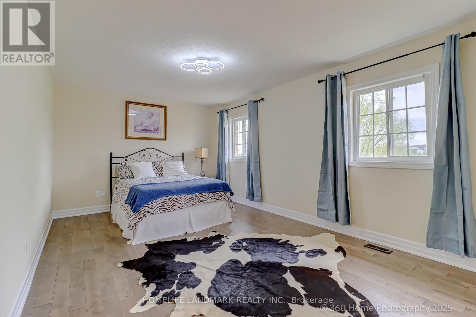 42 Robert Wilson Crescent, Georgina, Ontario  L4P 0G9 - Photo 19 - N12131611