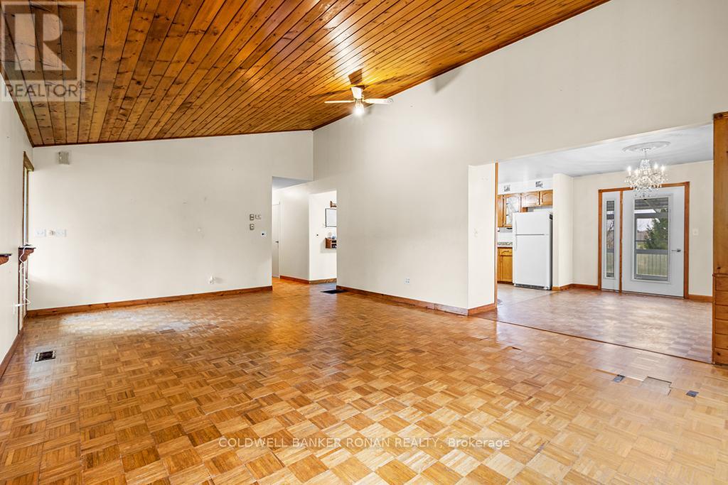 316522 Highway 6 Line, Chatsworth, Ontario  N0H 1G0 - Photo 10 - X12130767