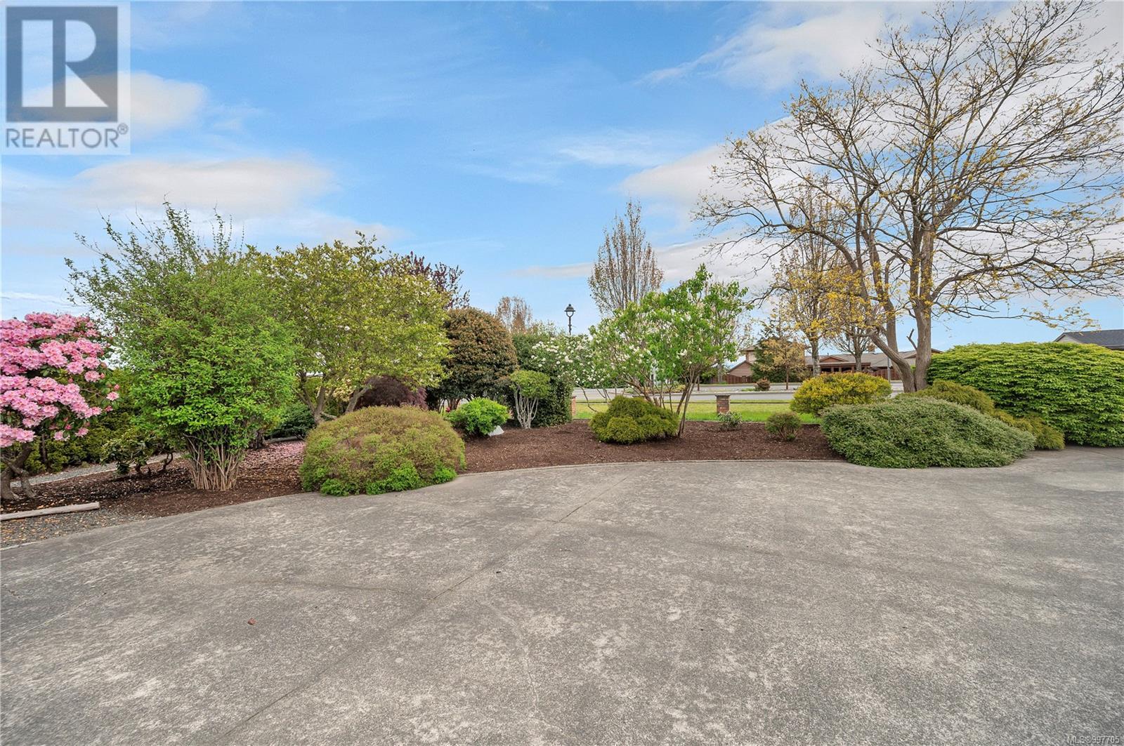 2460 Island Hwy S, Campbell River, British Columbia  V9W 1C6 - Photo 50 - 997705