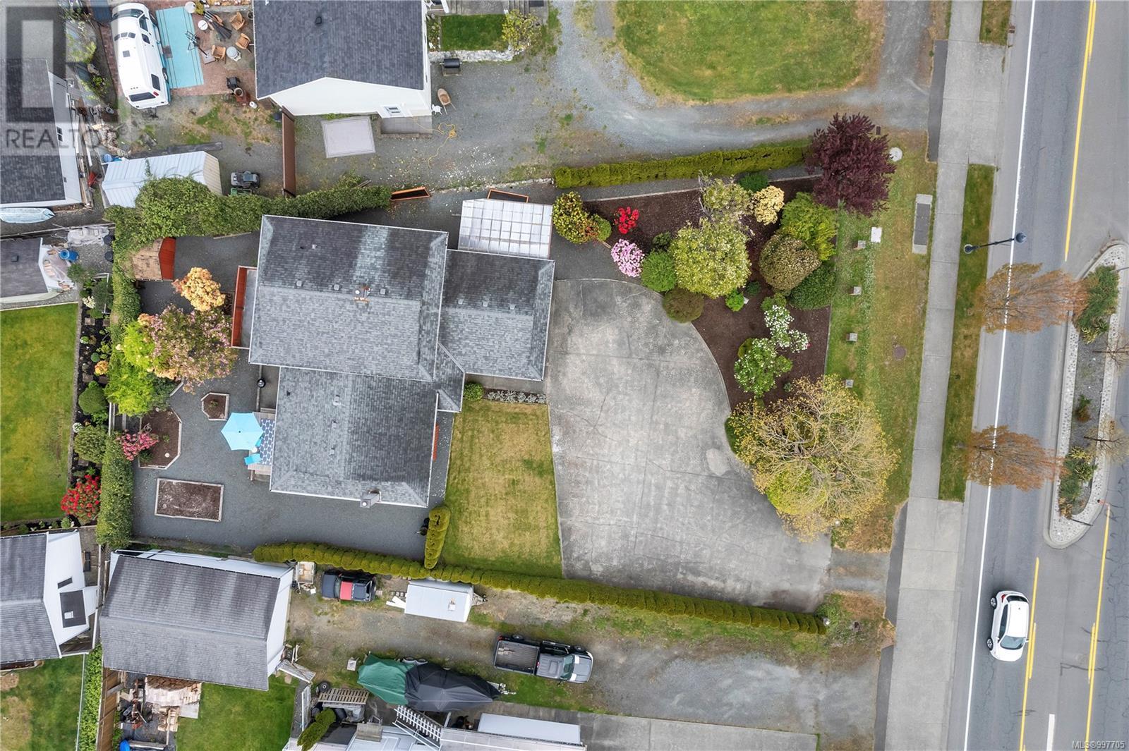 2460 Island Hwy S, Campbell River, British Columbia  V9W 1C6 - Photo 58 - 997705