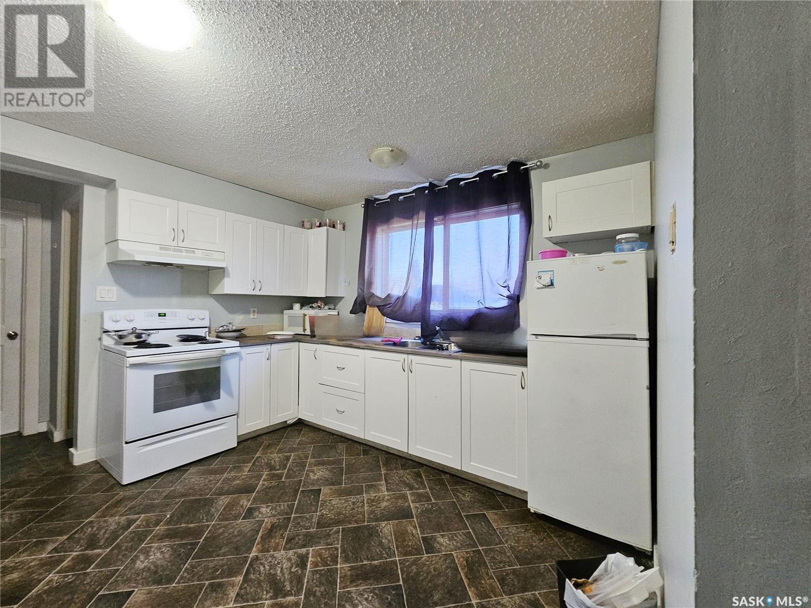 Property at 8992 Panton AVENUE image 4