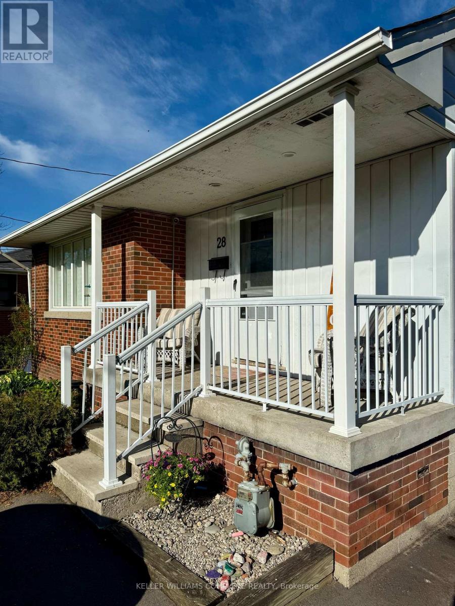Property at 28 BLAND AVENUE image 3