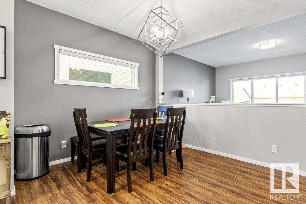 Property at 42 AMBLESIDE WY image 4
