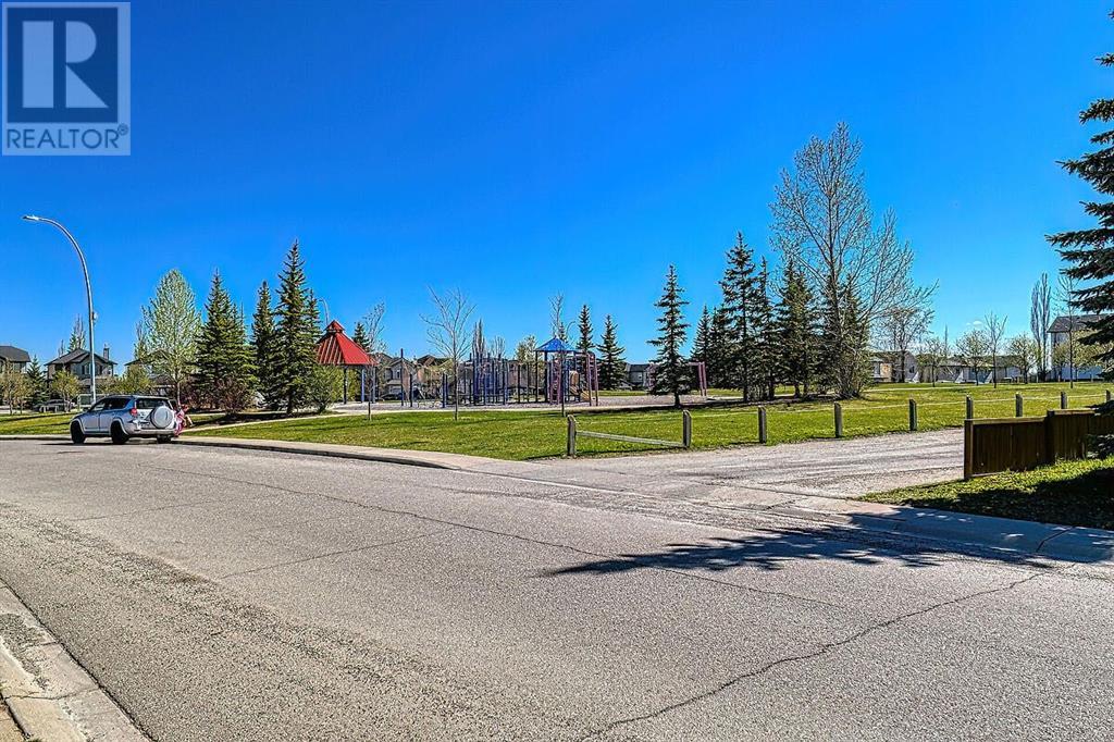 Property at 34 Citadel Bluff Close NW image 2
