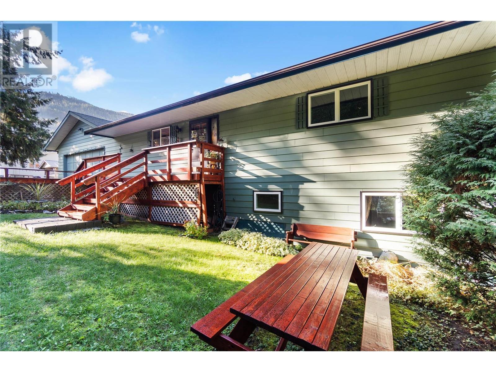 4047 Torry Road, Eagle Bay, British Columbia