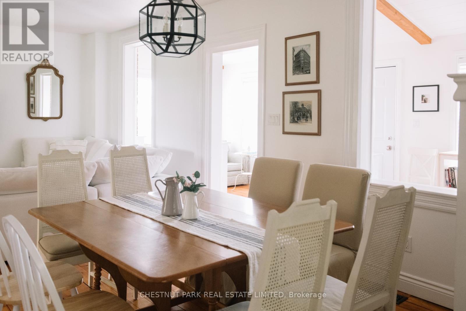 25 Stanley Street, Prince Edward County, Ontario  K0K 1G0 - Photo 10 - X12131613