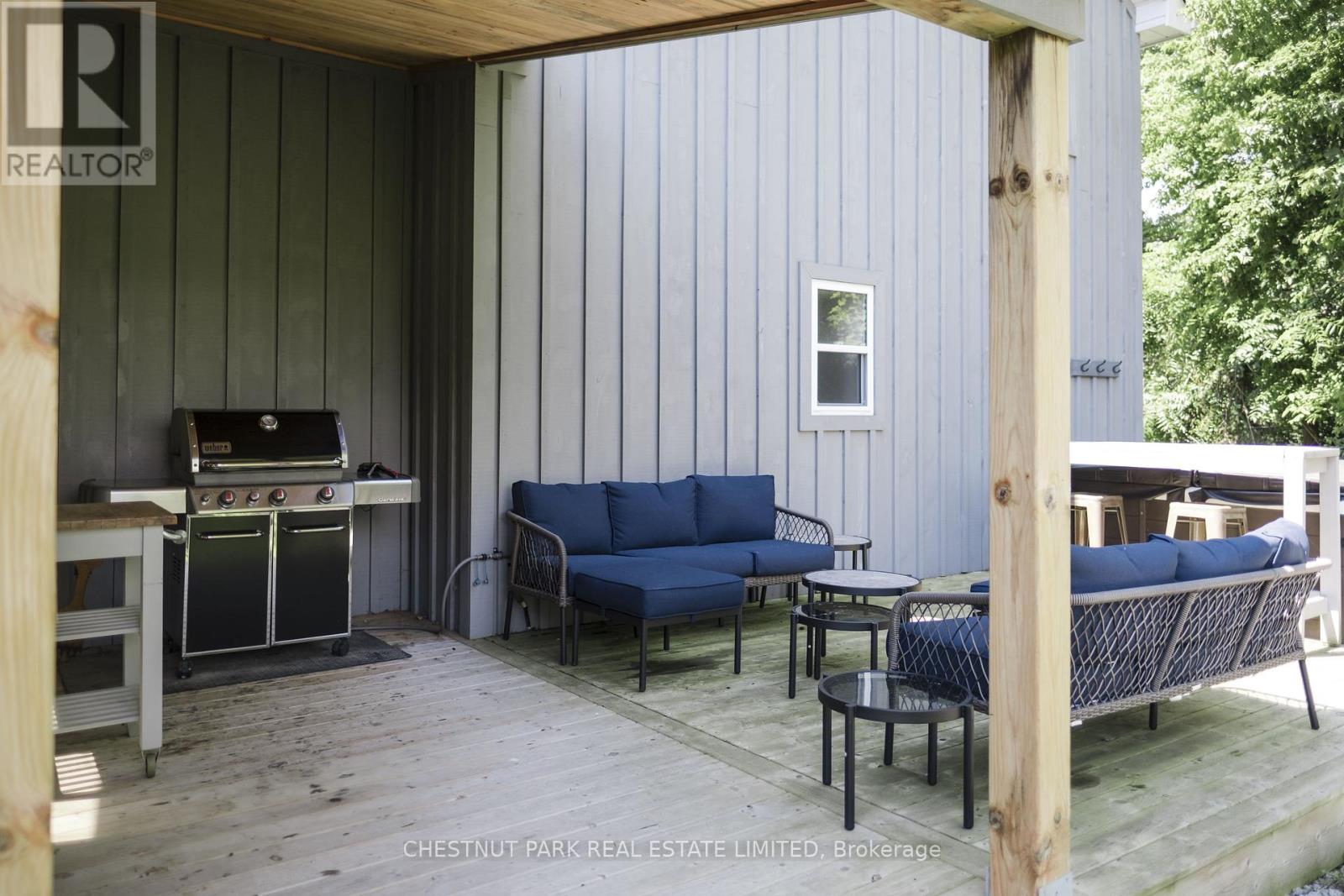 25 Stanley Street, Prince Edward County, Ontario  K0K 1G0 - Photo 30 - X12131613