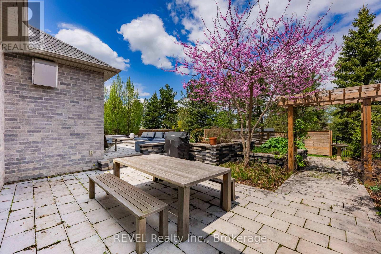 14 Angels Drive, Niagara-On-The-Lake (St. Davids), Ontario  L0S 1J1 - Photo 35 - X12131857