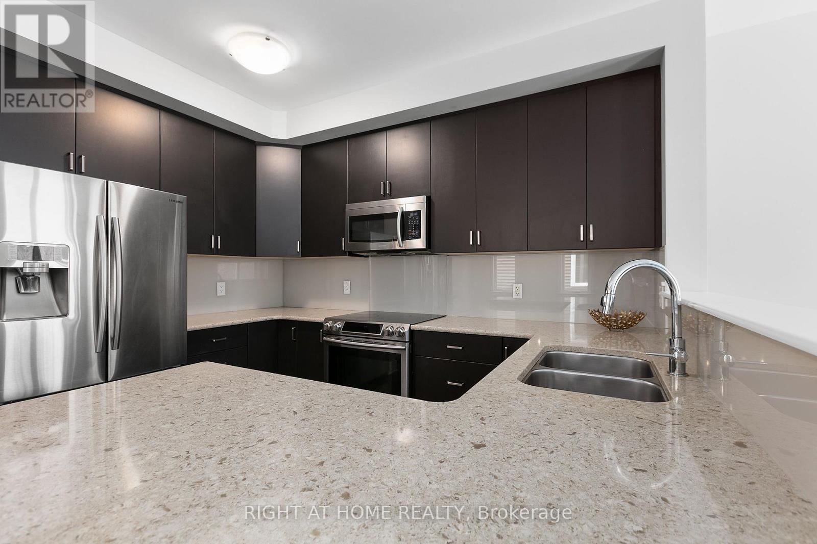 167 Highbury Park Drive, Ottawa, Ontario  K2J 5Y1 - Photo 21 - X12076977