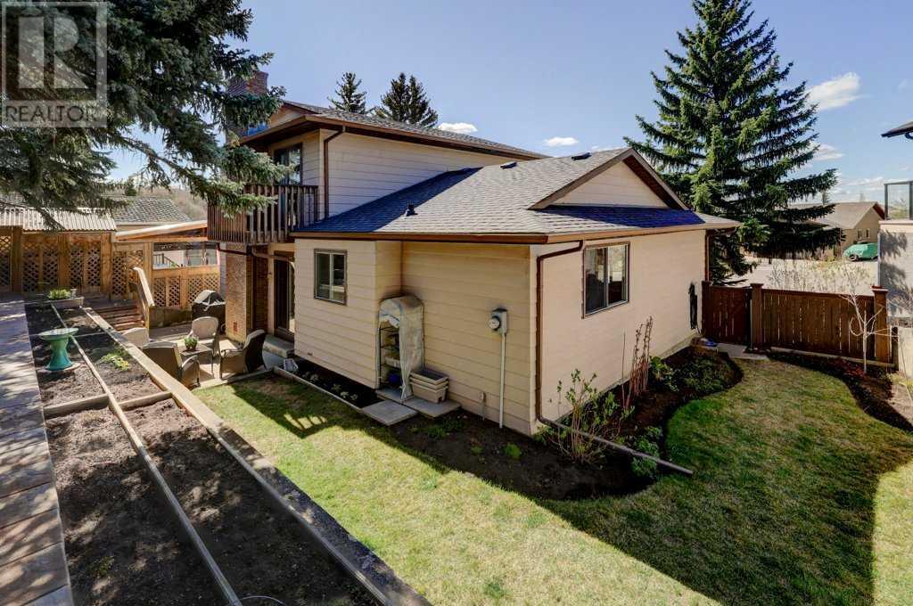 Property at 19 Edgewood Place NW image 2