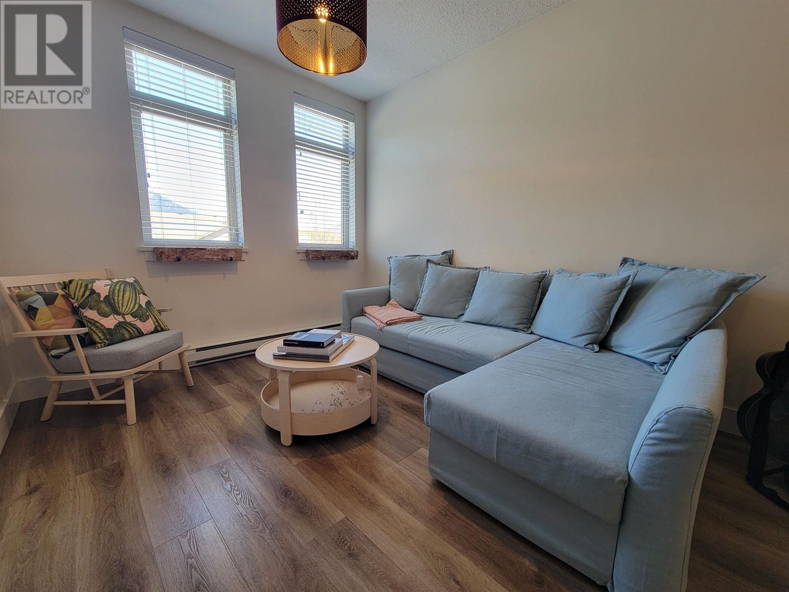 Property at 305 7330 ARBUTUS STREET image 4