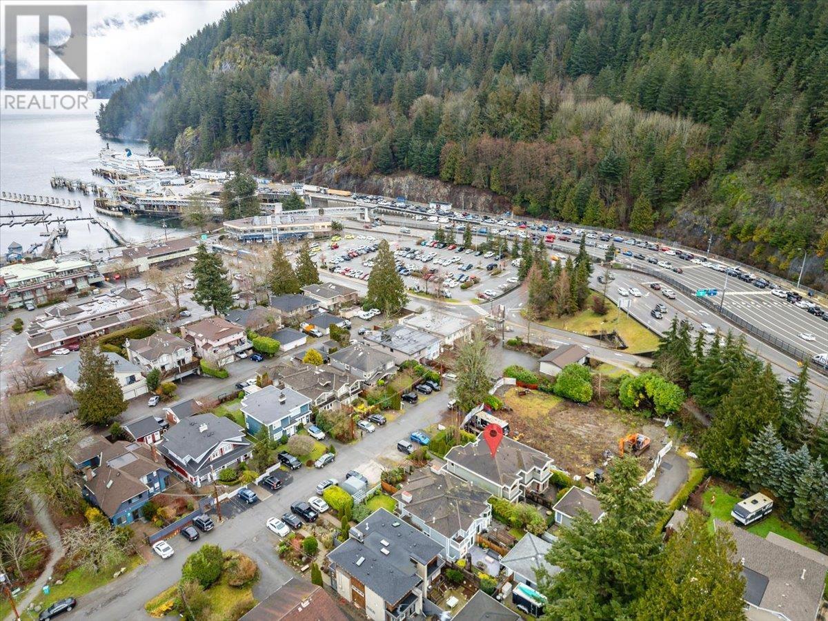 6350 Douglas Street, West Vancouver, British Columbia  V7W 2E9 - Photo 32 - R2999845