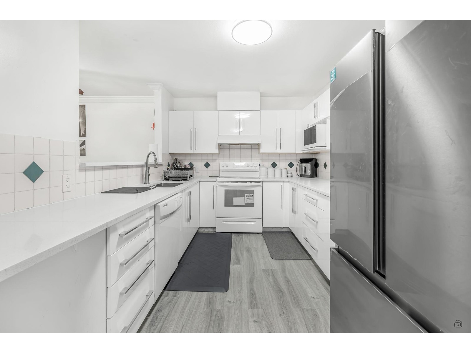 106 13680 84 Avenue, Surrey, British Columbia  V3W 0T6 - Photo 3 - R2999424
