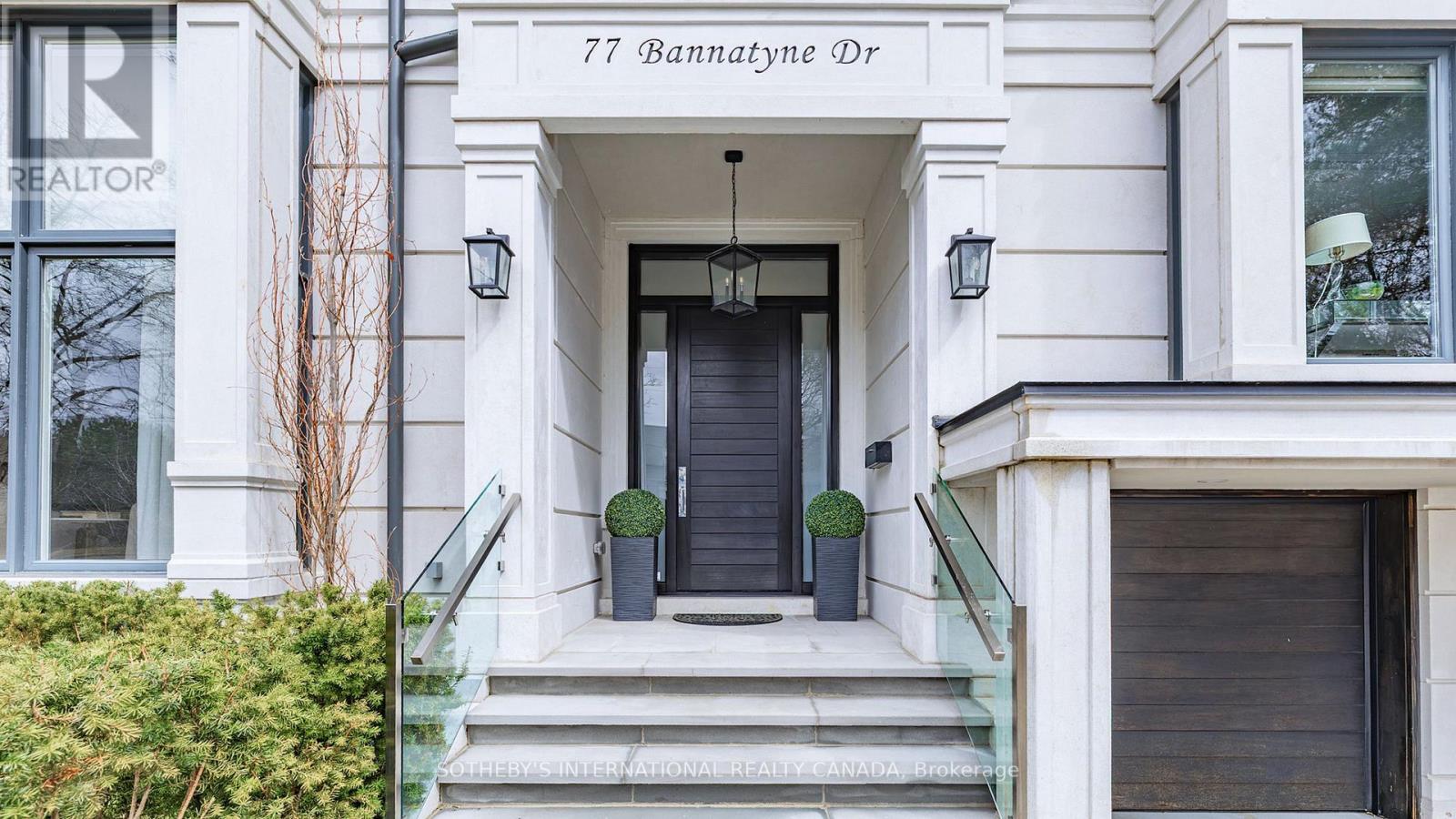 77 Bannatyne Drive, Toronto, Ontario  M2L 2P2 - Photo 2 - C12119659