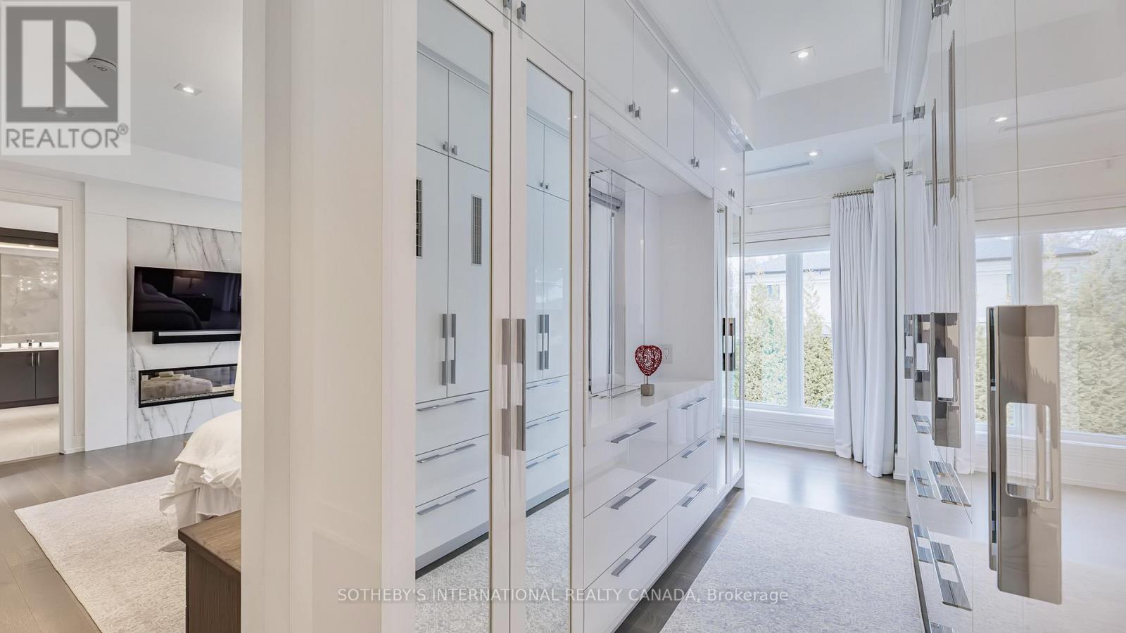 77 Bannatyne Drive, Toronto, Ontario  M2L 2P2 - Photo 31 - C12119659